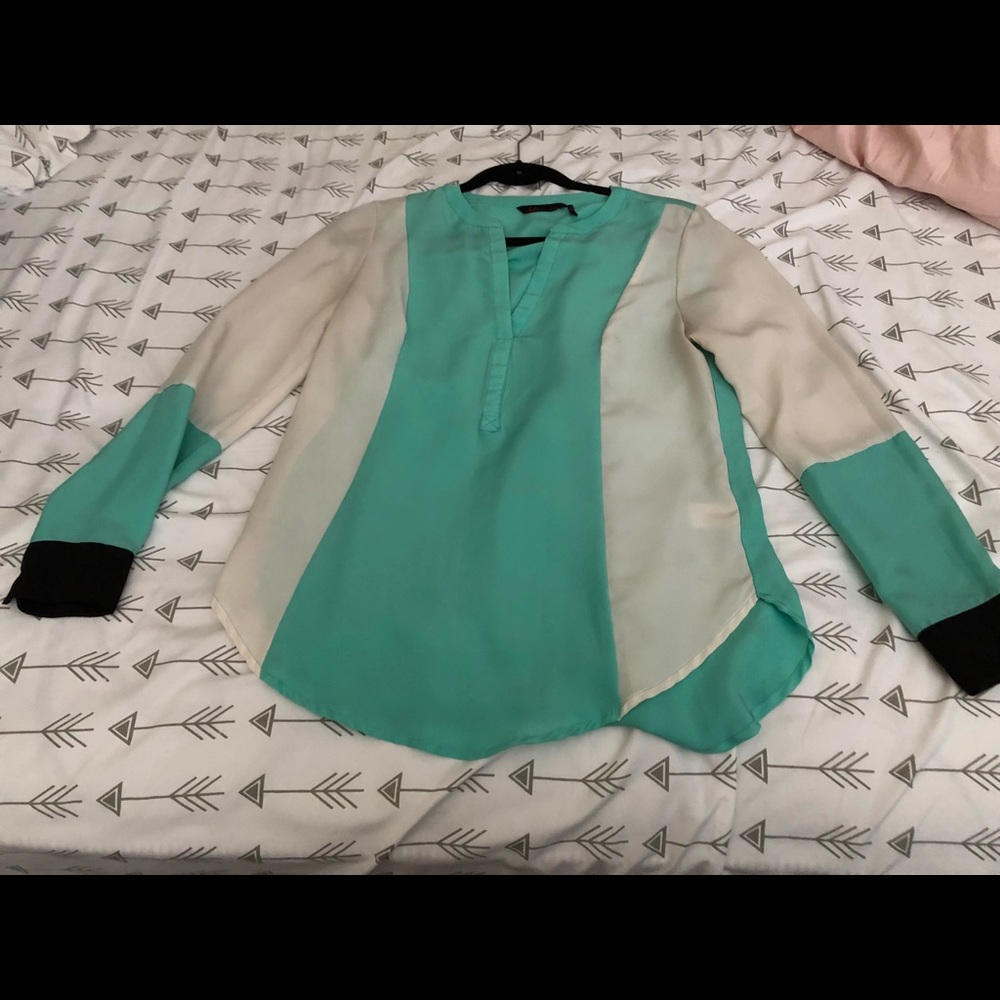 Women’s tops